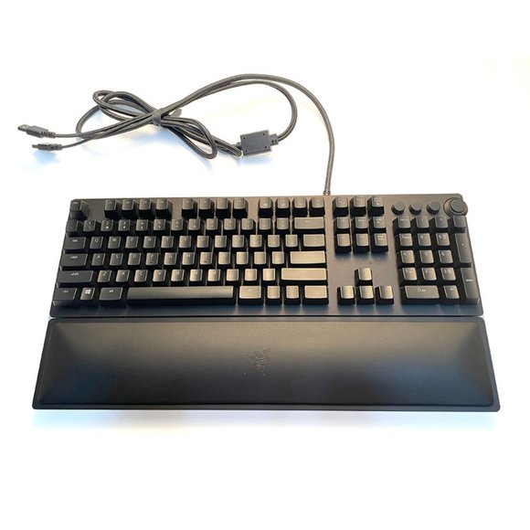 RAZER HUNTSMAN ELITE GAMING KEYBOARD - Picture 2 of 10